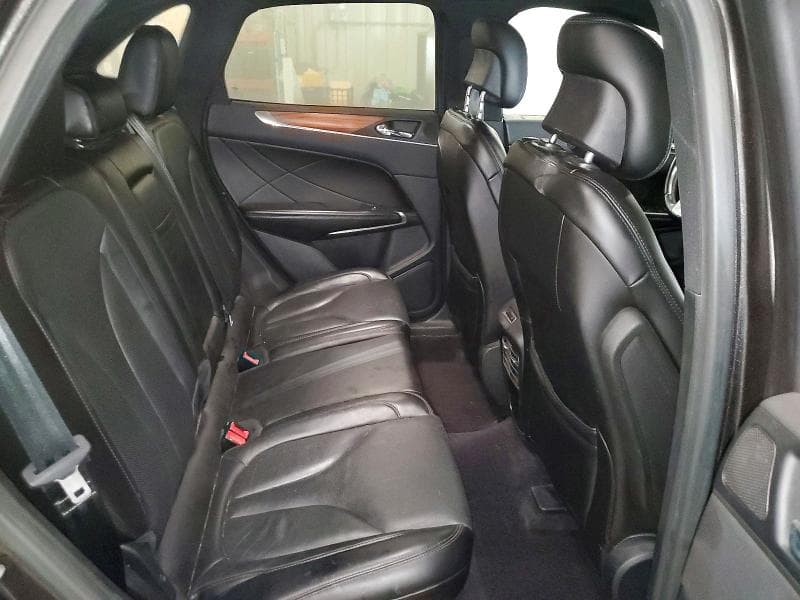 2017 LINCOLN MKC RESERVE 11