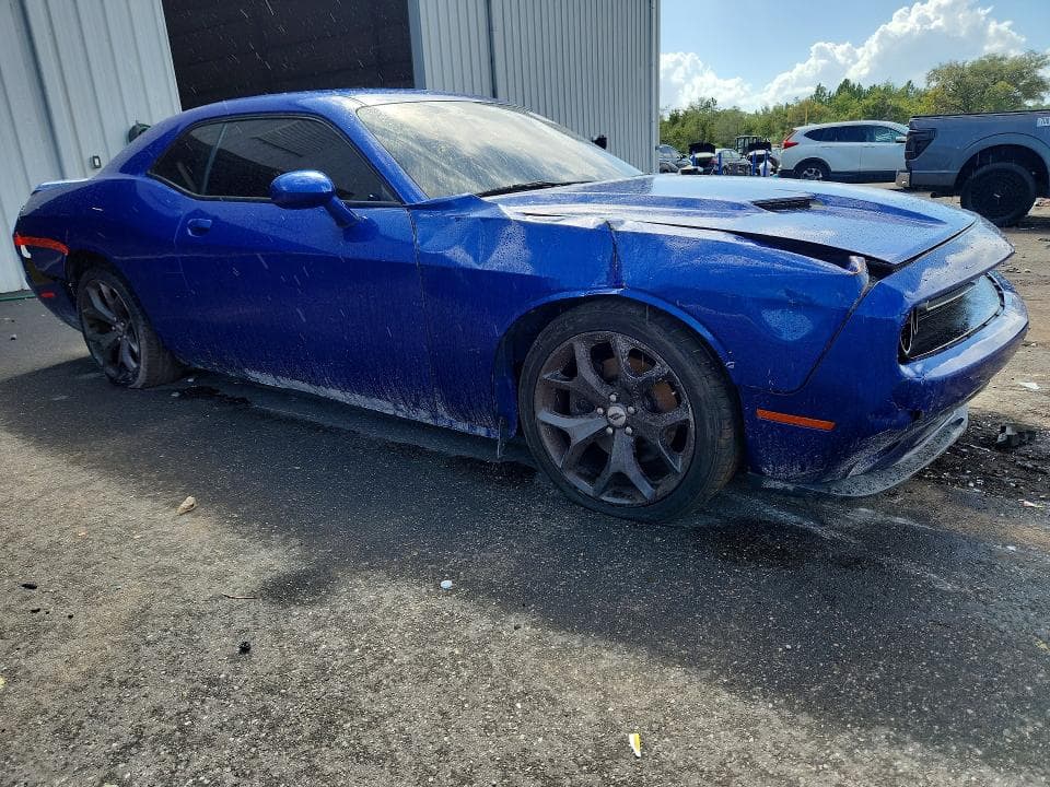 2018 DODGE CHALLENGER SXT 4