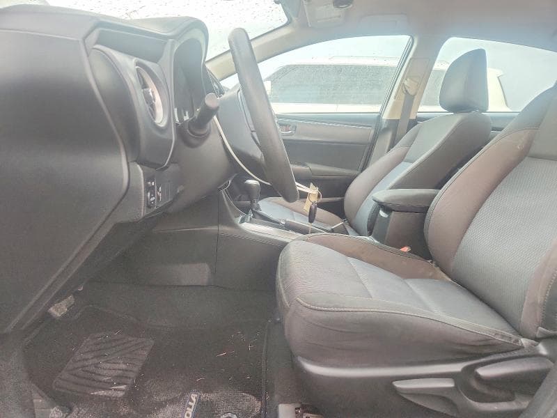 2018 TOYOTA COROLLA LE 7