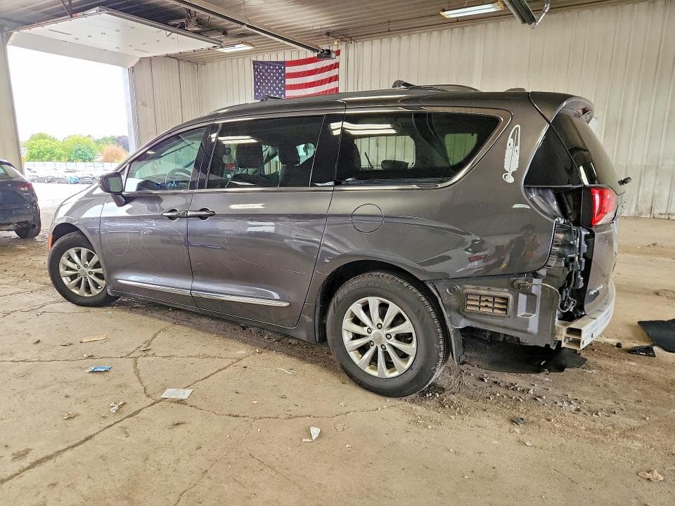 2018 CHRYSLER PACIFICA TOURING L PLUS 2