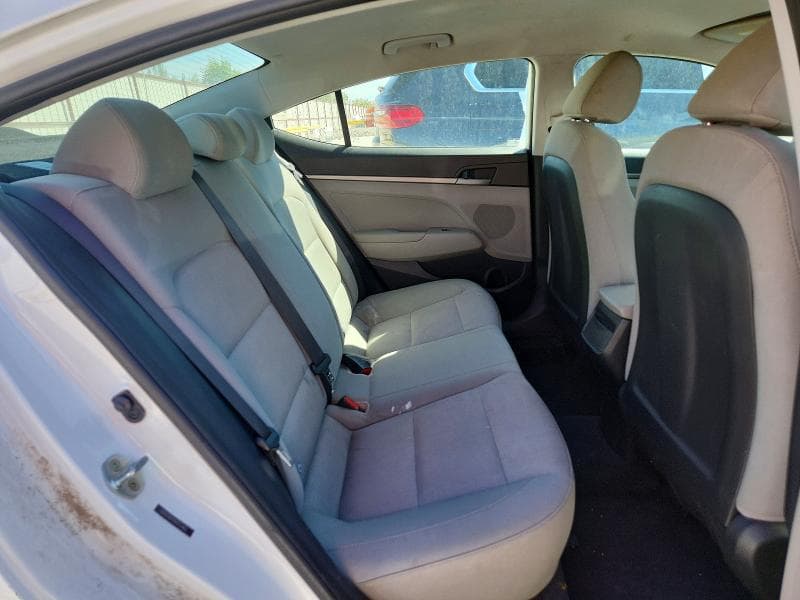 2017 HYUNDAI ELANTRA SE 10