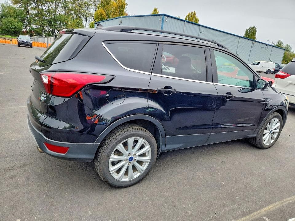 2019 FORD ESCAPE SEL 3