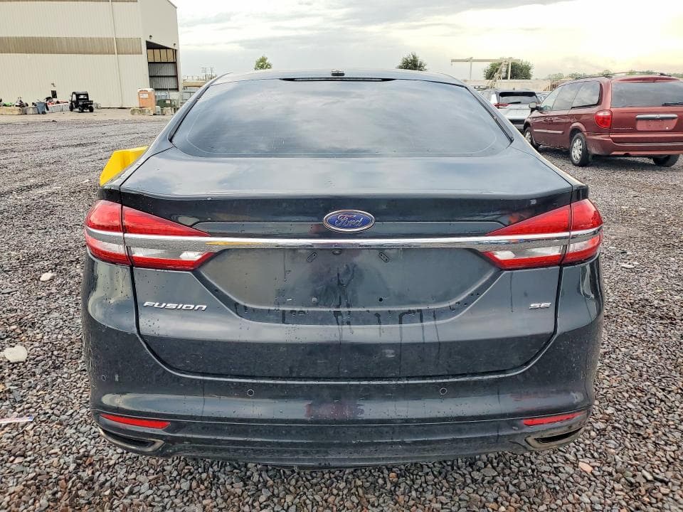2017 FORD FUSION SE 6