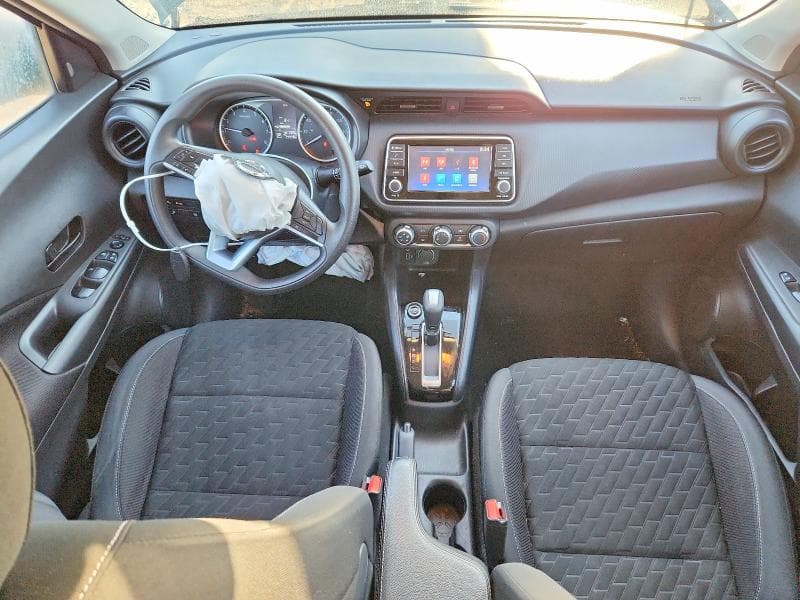 2021 NISSAN KICKS S 8