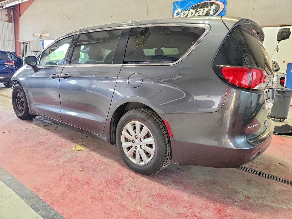 2018 CHRYSLER PACIFICA L 2