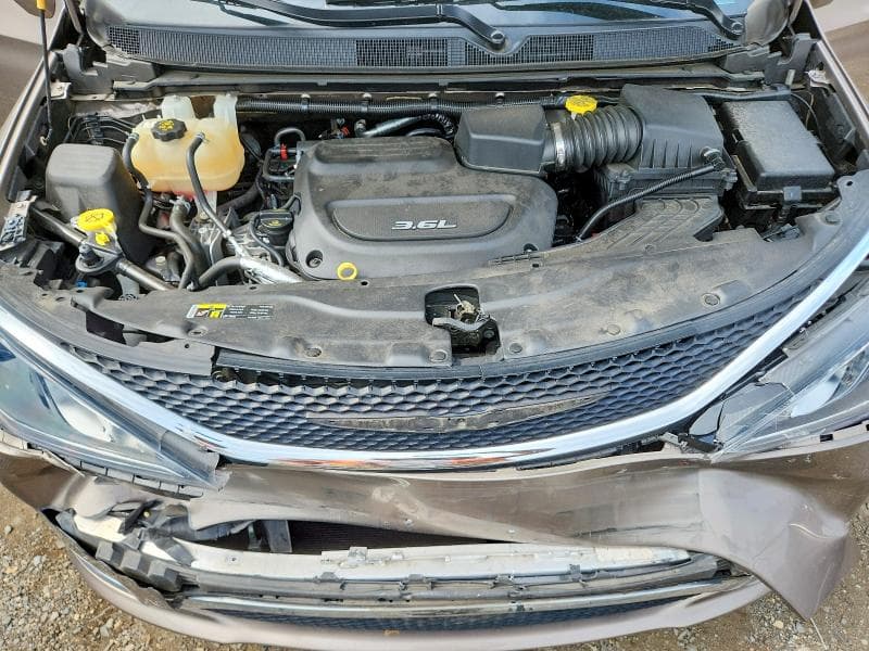 2017 CHRYSLER PACIFICA TOURING L 12