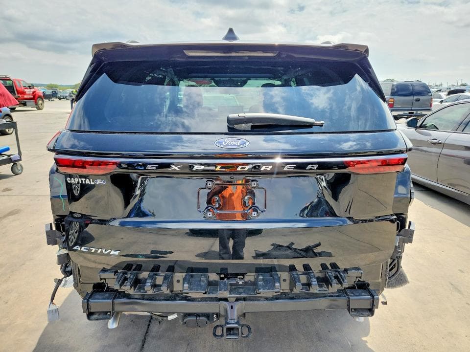 2026 FORD EXPLORER ACTIVE 6