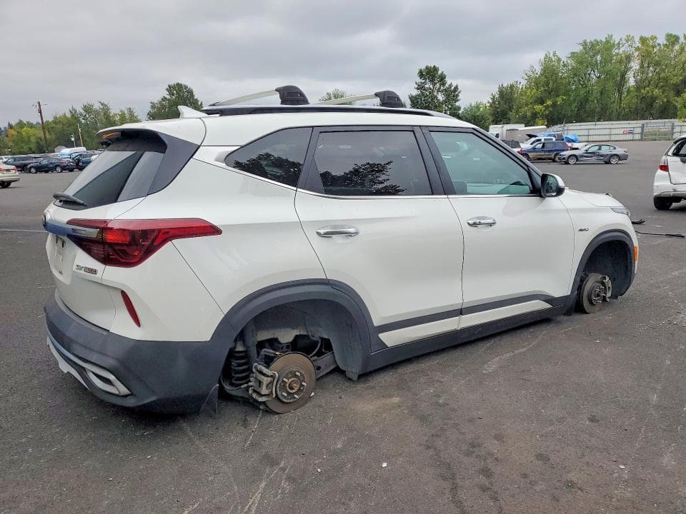 2021 KIA SELTOS SX 3