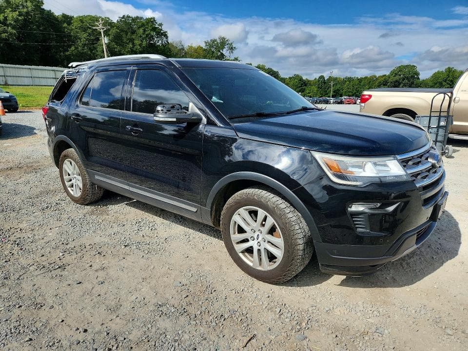 2018 FORD EXPLORER XLT 4