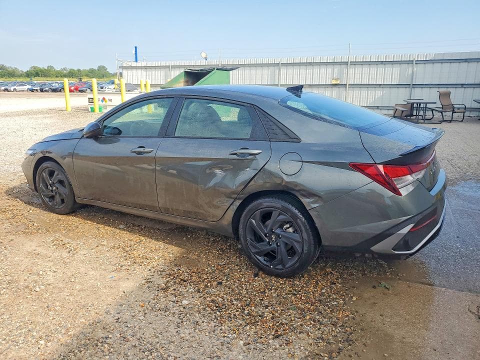 2026 HYUNDAI ELANTRA SEL SPORT 2