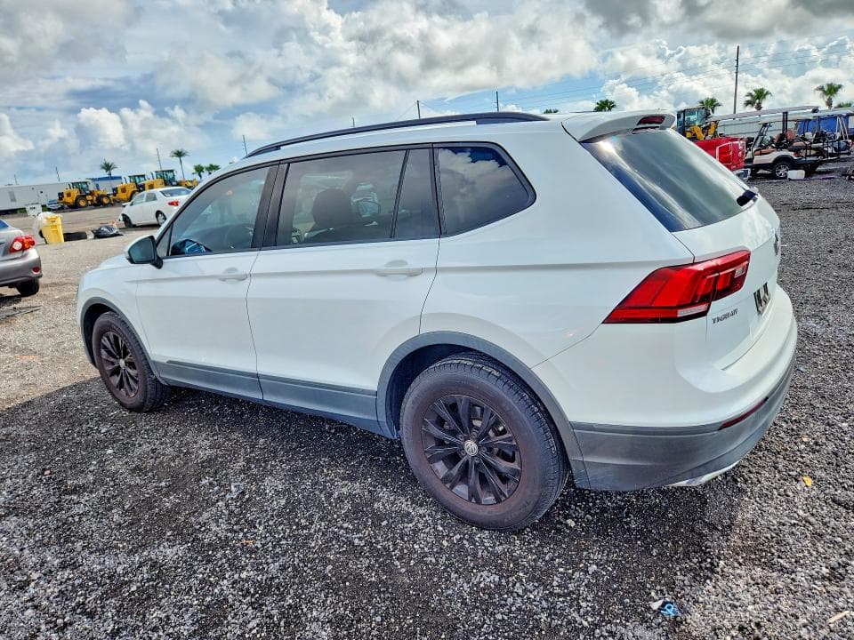 2018 VOLKSWAGEN TIGUAN S 2