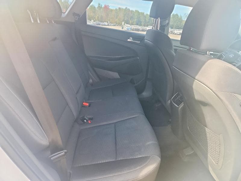 2019 HYUNDAI TUCSON SE 11