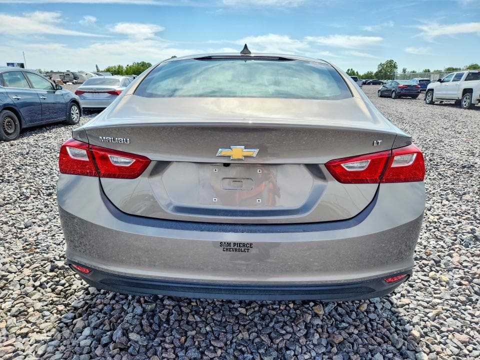 2017 CHEVROLET MALIBU LT 6