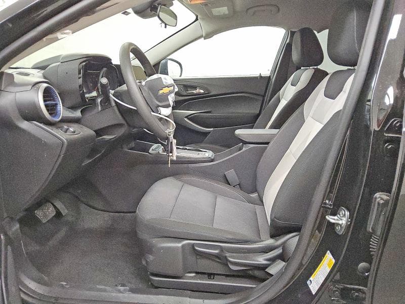 2026 CHEVROLET TRAX LS 7