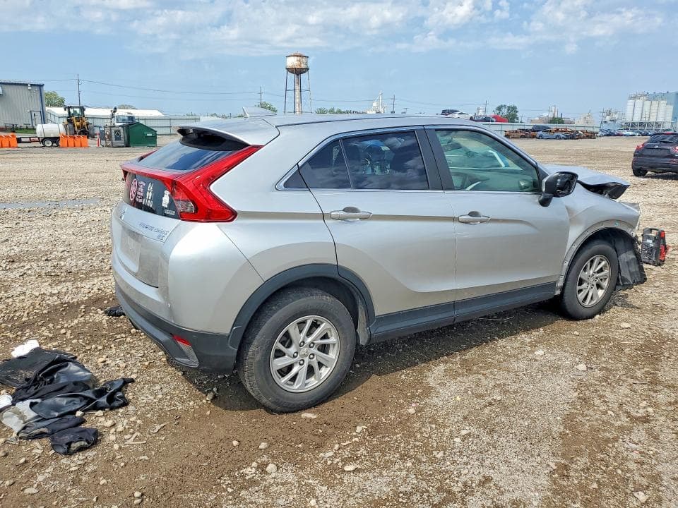 2019 MITSUBISHI ECLIPSE CROSS ES 3