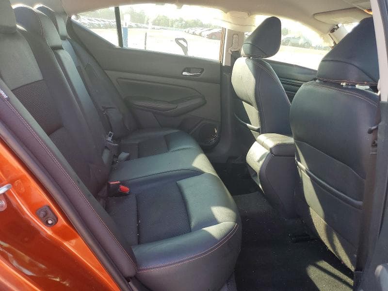 2019 NISSAN ALTIMA SR 10