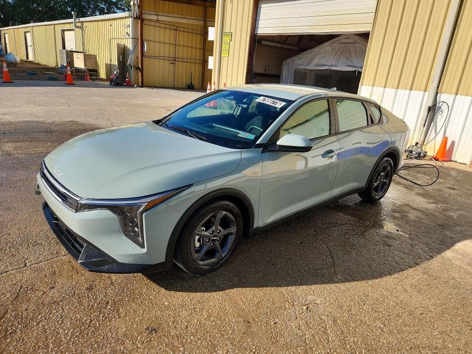 2026 KIA K4 LXS - 1