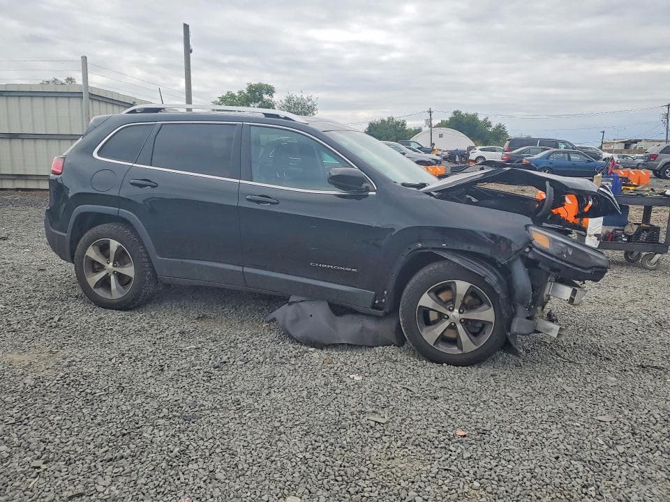 2019 JEEP CHEROKEE LIMITED 4