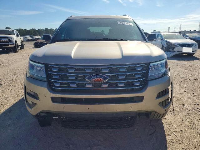 2017 FORD EXPLORER XLT 5