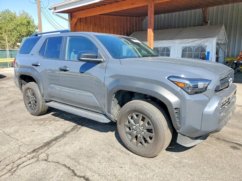 2025 TOYOTA 4RUNNER SR5 4