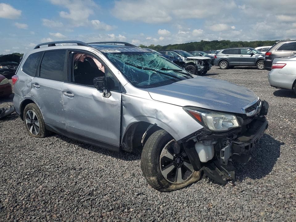 2017 SUBARU FORESTER 2.5I PREMIUM 4