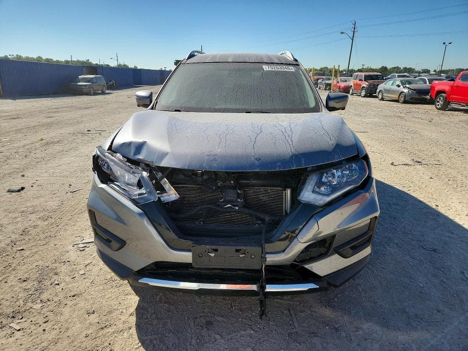 2017 NISSAN ROGUE SV 5