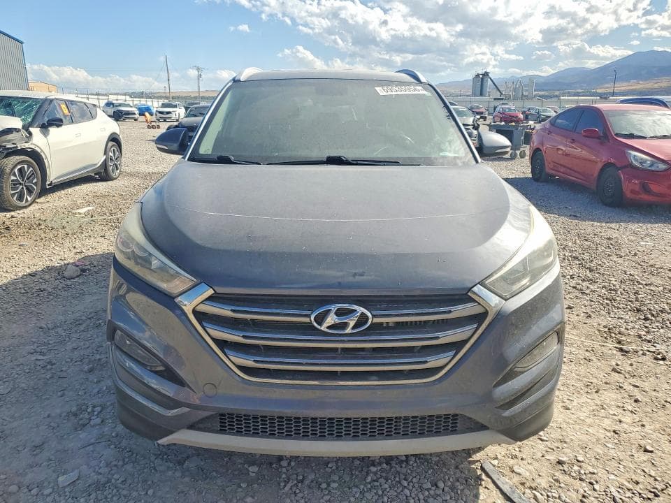2017 HYUNDAI TUCSON LIMITED 5