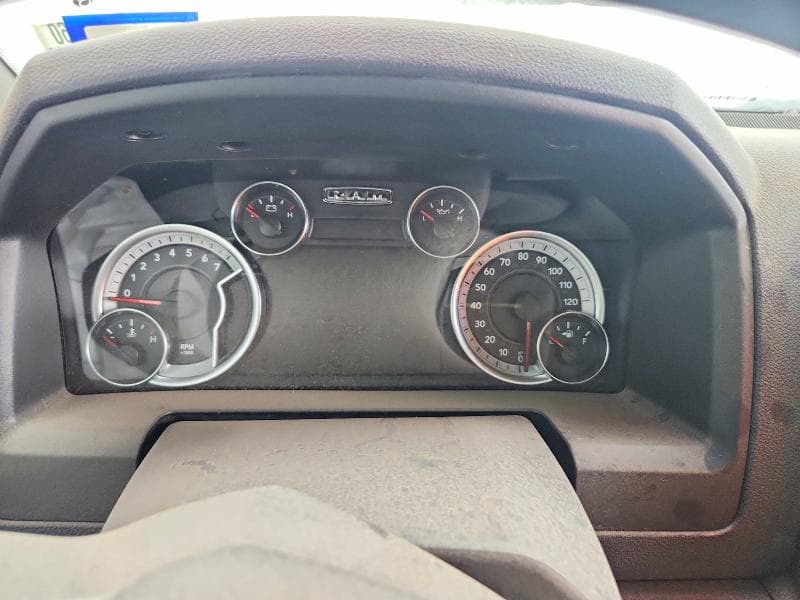 2022 RAM 1500 CLASSIC SLT 9