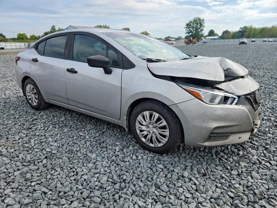 2020 NISSAN VERSA S 4