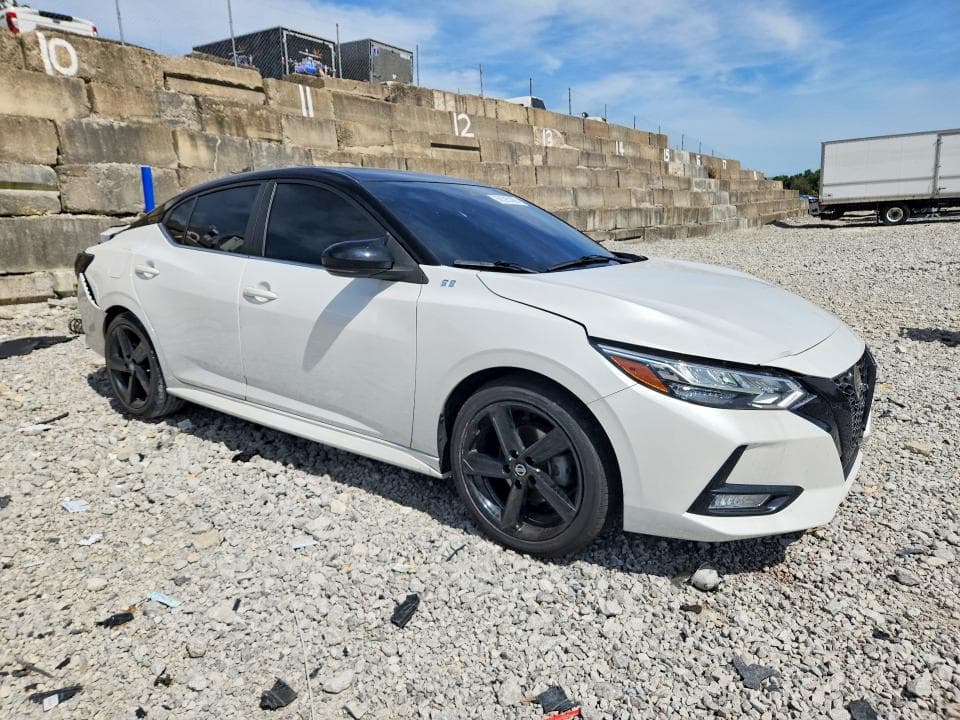 2023 NISSAN SENTRA SR 4