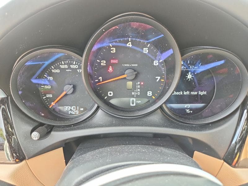 2021 PORSCHE MACAN 9
