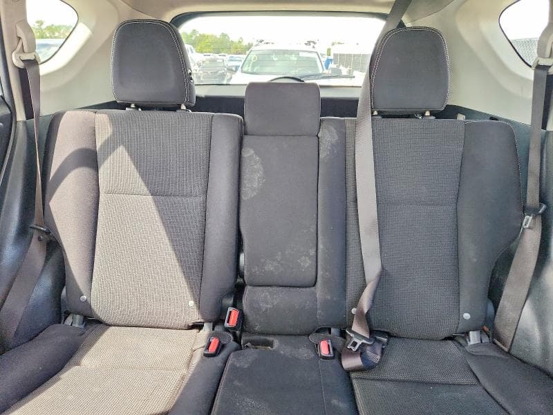 2017 TOYOTA RAV4 XLE 10