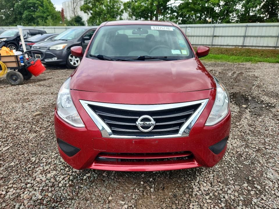 2019 NISSAN VERSA SV 5