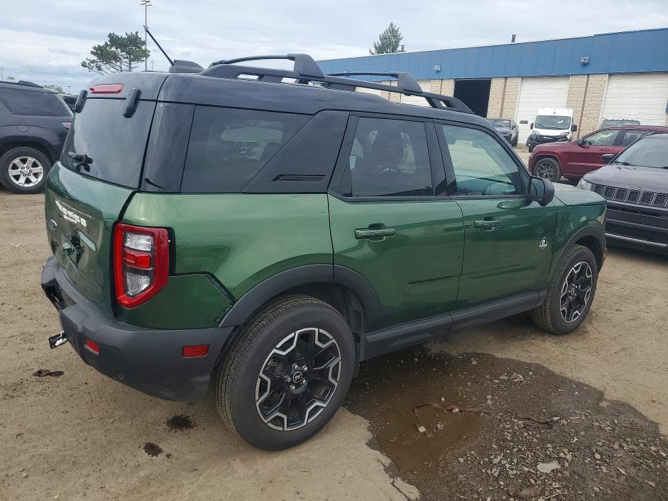 2025 FORD BRONCO SPORT OUTER BANKS 3