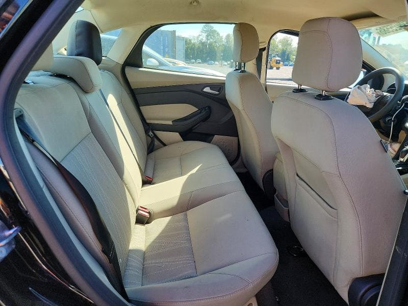 2018 FORD FOCUS SE 10