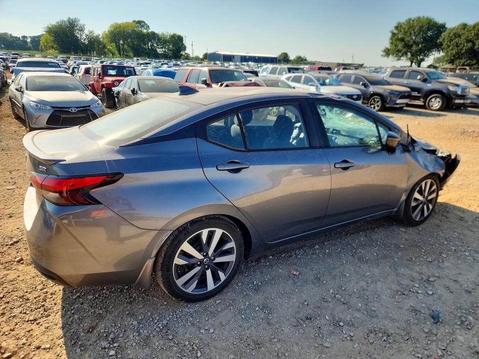 2020 NISSAN VERSA SR 3