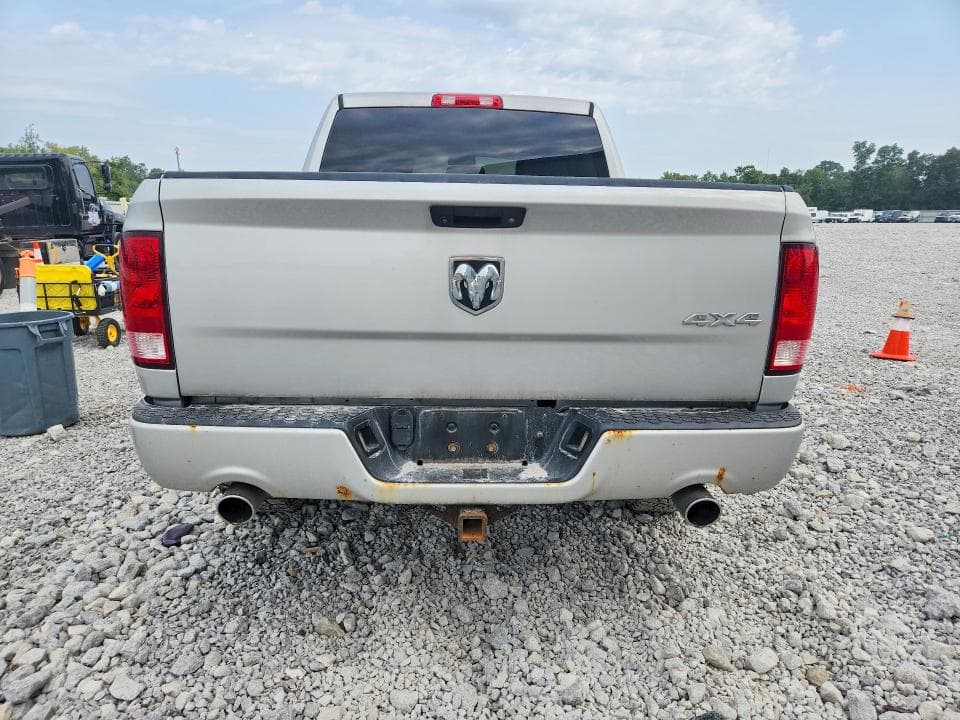 2017 RAM 1500 ST 6