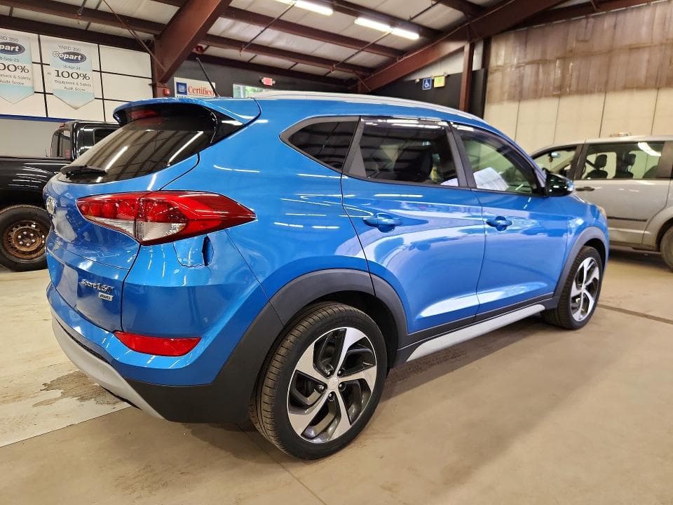 2017 HYUNDAI TUCSON SPORT 3
