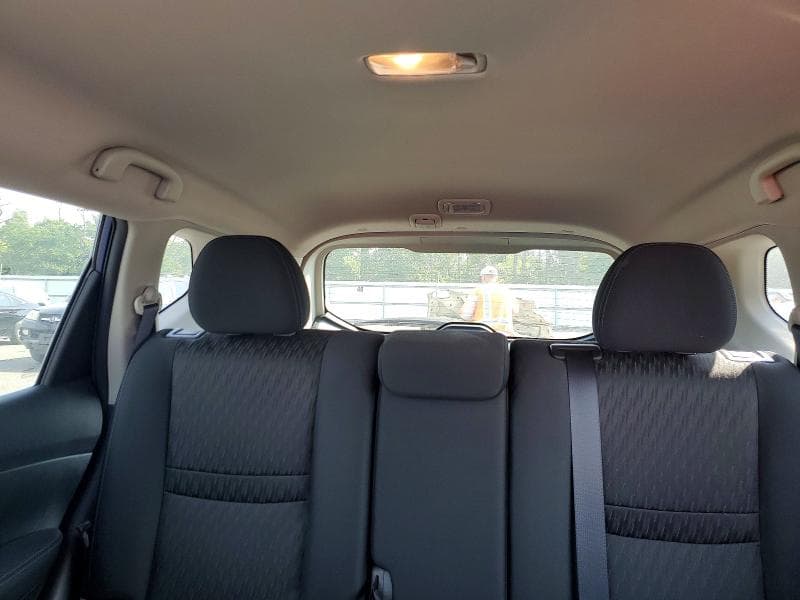 2018 NISSAN ROGUE SV 10