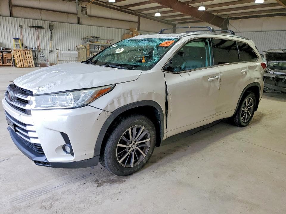 2017 TOYOTA HIGHLANDER XLE - 1