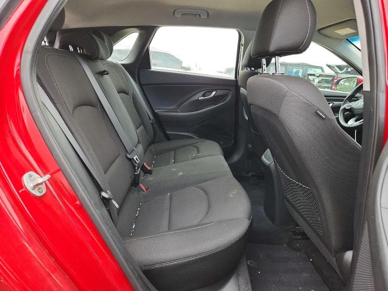 2018 HYUNDAI ELANTRA GT BASE 10