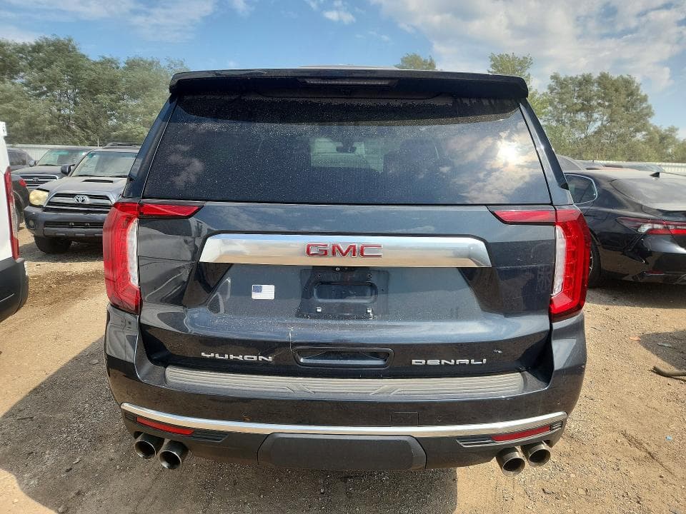2021 GMC YUKON DENALI 6