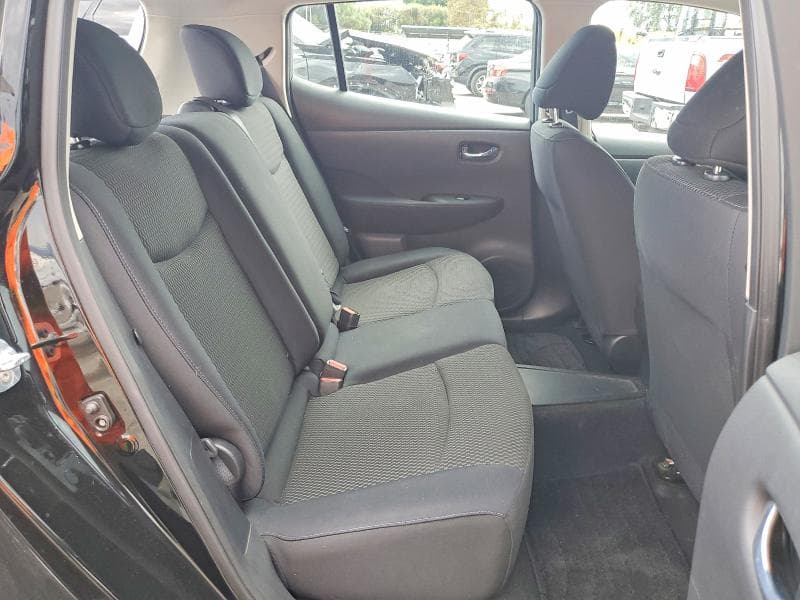 2017 NISSAN LEAF S 10