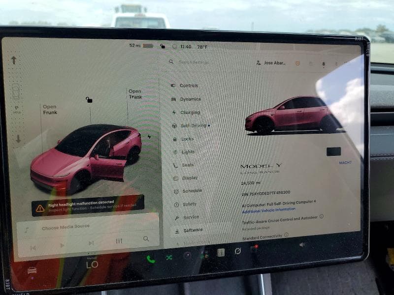 2026 TESLA MODEL Y 9