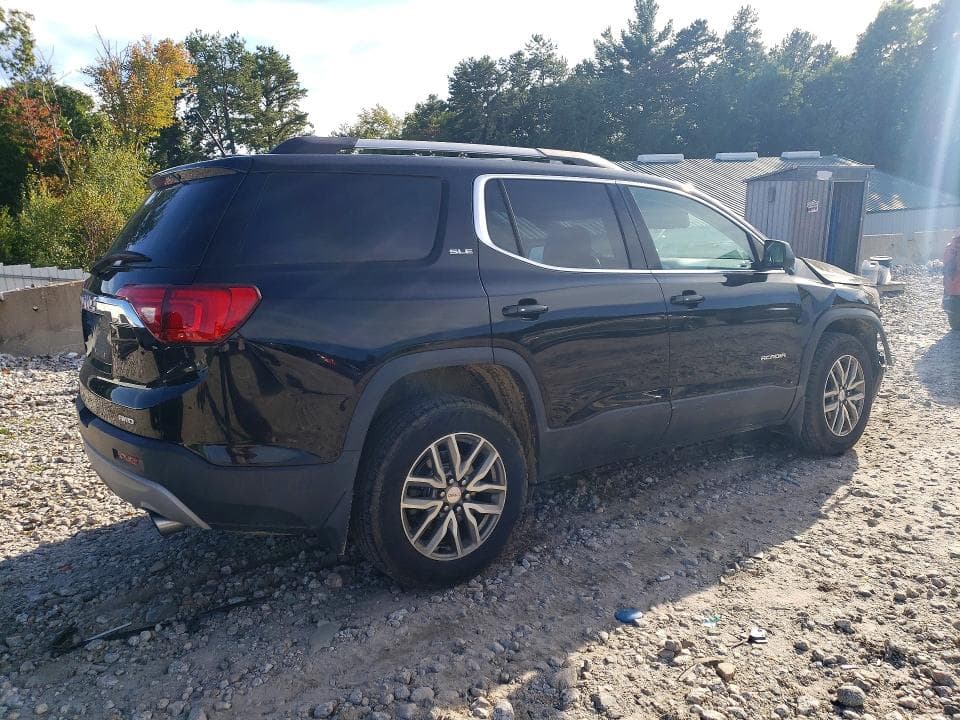 2017 GMC ACADIA SLE 3