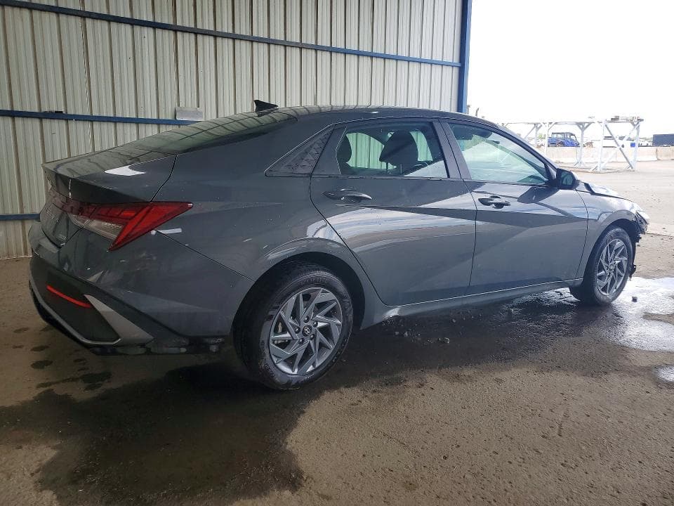 2026 HYUNDAI ELANTRA HYBRID BLUE 3