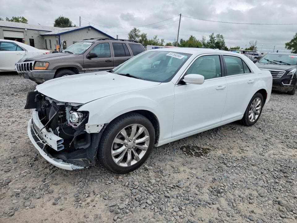 2017 CHRYSLER 300 LIMITED - 1