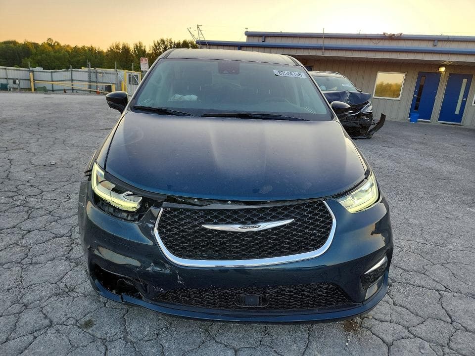 2024 CHRYSLER PACIFICA TOURING L 5