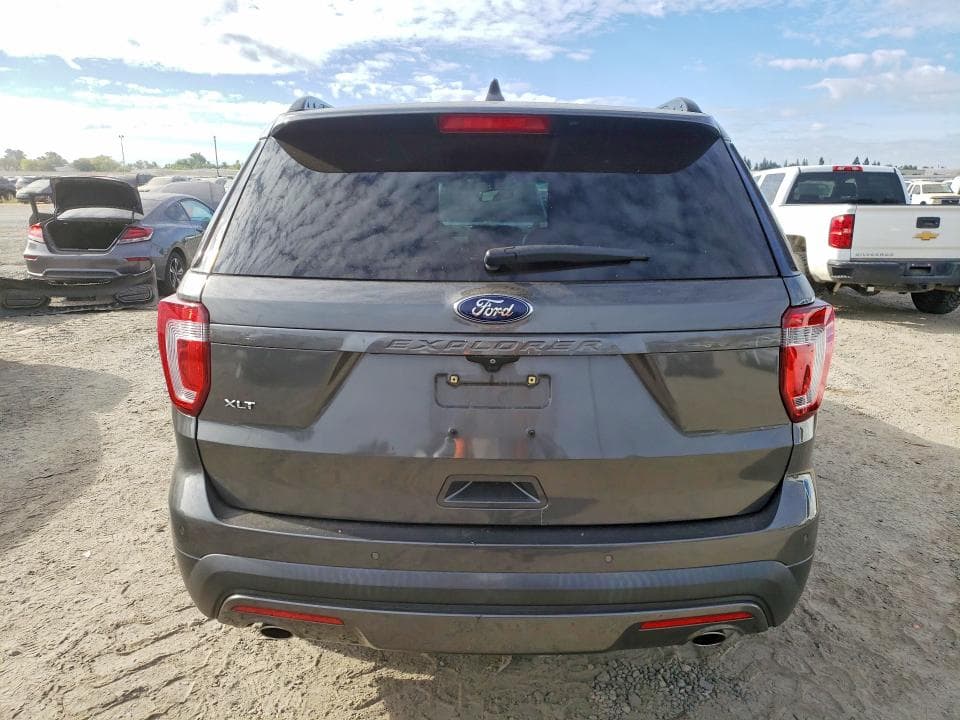 2017 FORD EXPLORER XLT 6