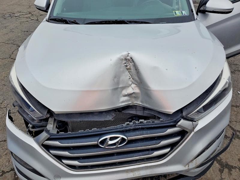 2017 HYUNDAI TUCSON SE PLUS 12